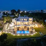 Monte Smith Luxury Vilă *