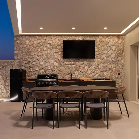 فيلة Monte Smith Luxury