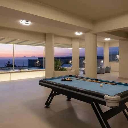 Monte Smith Luxury * Rhodes City