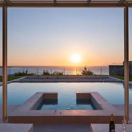 Monte Smith Luxury Rhodes City