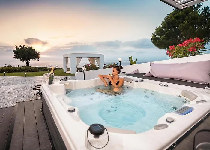 Monte Smith Luxury * Rhodes City