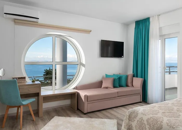 Monte Smith Luxury * Rhodes City