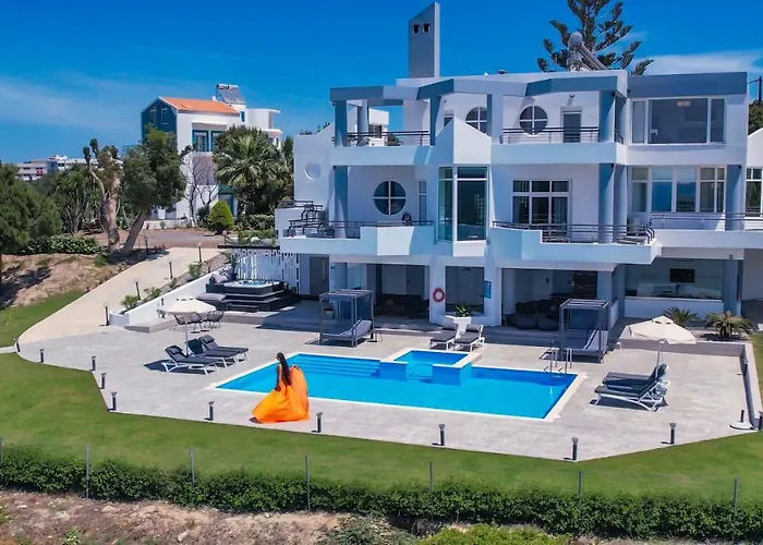 Monte Smith Luxury Rhodes City