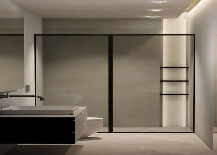 Monte Smith Luxury *